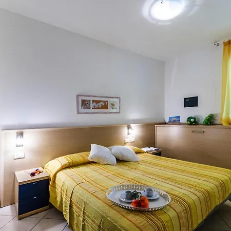 In Spiaggia 300 M From The Sea